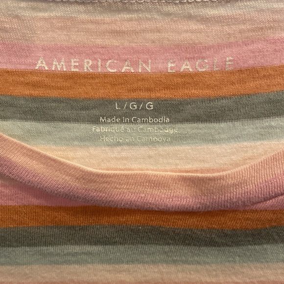 American Eagle Outfitter | L | multi-colored T-shirt - Picture 3 of 4